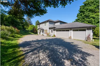 16711 Thompson Rd, Brookings, OR 97415 - Photo 1