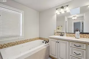 14920 SE Shaunte Ln, Happy Valley, OR 97086 - Photo 17