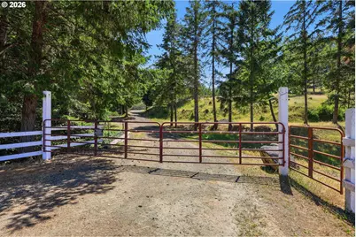 1060 Murdock Dr, Oakland, OR 97462 - Photo 33