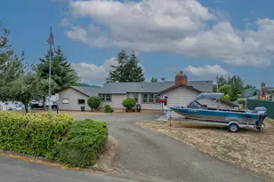 1311 Willow St, Myrtle Point, OR 97458 - Photo 5