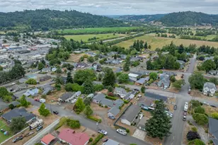 1311 Willow St, Myrtle Point, OR 97458 - Photo 37