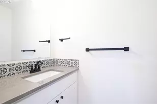 6541 SE Woodstock Blvd, Portland, OR 97206 - Photo 11