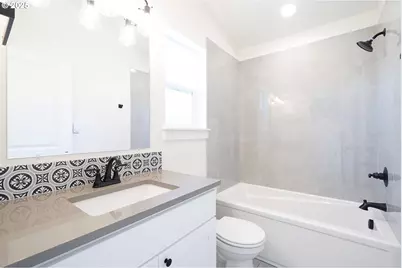 6541 SE Woodstock Blvd, Portland, OR 97206 - Photo 13