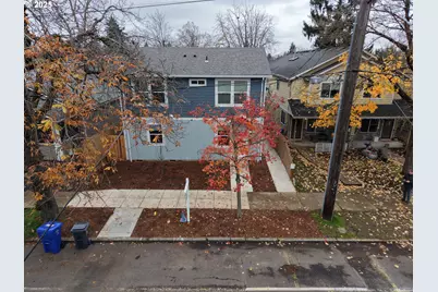 6541 SE Woodstock Blvd, Portland, OR 97206 - Photo 3