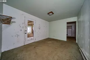 1220 N Henry St, Coquille, OR 97423 - Photo 15