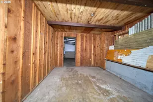 1220 N Henry St, Coquille, OR 97423 - Photo 29