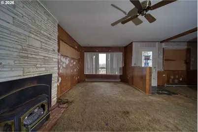 1220 N Henry St, Coquille, OR 97423 - Photo 5
