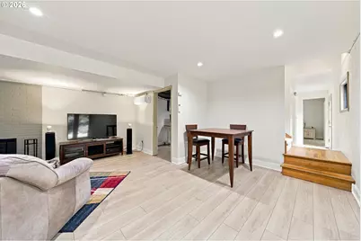 1111 SW Coronado St, Portland, OR 97219 - Photo 23