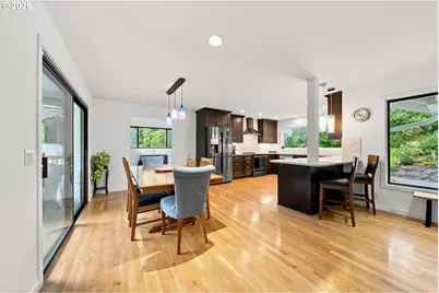 1111 SW Coronado St, Portland, OR 97219 - Photo 9