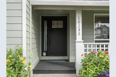 10235 SW Fulton Dr, Tualatin, OR 97062 - Photo 5