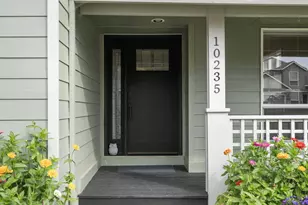 10235 SW Fulton Dr, Tualatin, OR 97062 - Photo 5