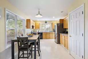 10235 SW Fulton Dr, Tualatin, OR 97062 - Photo 15