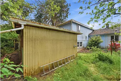 1691 Grant St, North Bend, OR 97459 - Photo 29