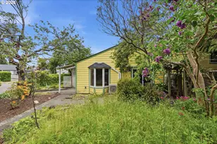 1691 Grant St, North Bend, OR 97459 - Photo 41