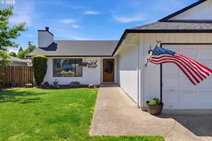 165 SW 12th Ave, Canby, OR 97013 - Photo 3