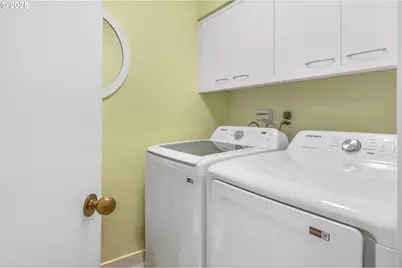 2445 NW Westover Rd #209, Portland, OR 97210 - Photo 23