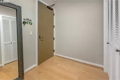 2445 NW Westover Rd #209, Portland, OR 97210 - Photo 3
