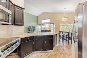 2433 NE Cafe Way, Hillsboro, OR 97124 - Photo 13