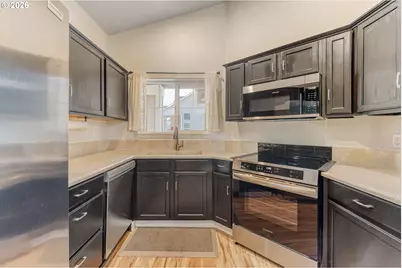 2433 NE Cafe Way, Hillsboro, OR 97124 - Photo 11