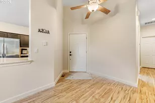 2433 NE Cafe Way, Hillsboro, OR 97124 - Photo 3