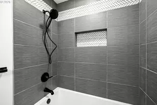9451 SW Hume Ct, Tualatin, OR 97062 - Photo 21