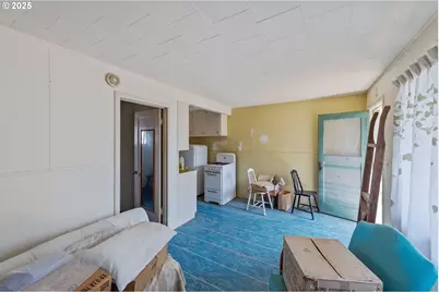 532 Limnell St, Coos Bay, OR 97420 - Photo 13