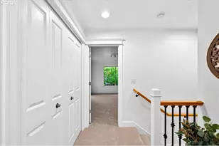 2052 NW Village Cir, Portland, OR 97229 - Photo 31