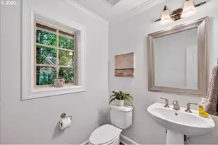 2052 NW Village Cir, Portland, OR 97229 - Photo 21