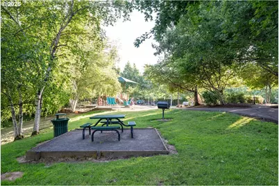 2052 NW Village Cir #41, Portland, OR 97229 - Photo 39