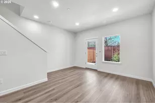 9259 E Burnside St, Portland, OR 97216 - Photo 7