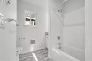 9259 E Burnside St, Portland, OR 97216 - Photo 17