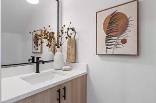 255 N Skidmore St, Portland, OR 97217 - Photo 9