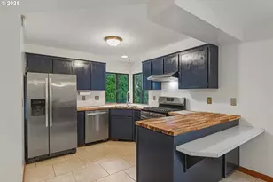 2213 SW 217th Pl, Beaverton, OR 97003 - Photo 5