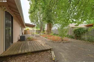1801 SW Tamarack St, McMinnville, OR 97128 - Photo 27