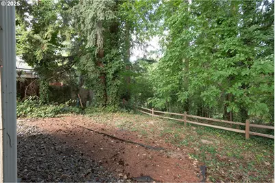 455 SW Liberty Bell Dr #14, Beaverton, OR 97006 - Photo 15