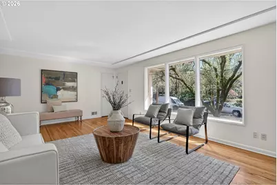 4305 NE Hazelfern Pl, Portland, OR 97213 - Photo 5