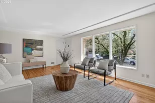 4305 NE Hazelfern Pl, Portland, OR 97213 - Photo 5