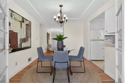 4305 NE Hazelfern Pl, Portland, OR 97213 - Photo 9