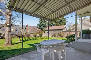 4305 NE Hazelfern Pl, Portland, OR 97213 - Photo 31