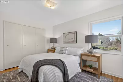 4305 NE Hazelfern Pl, Portland, OR 97213 - Photo 17