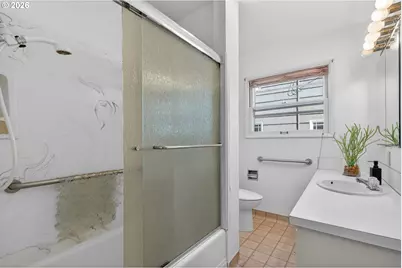 4305 NE Hazelfern Pl, Portland, OR 97213 - Photo 19