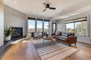 5036 SW View Point Terrace, Portland, OR 97239 - Photo 11