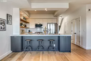 5036 SW View Point Terrace, Portland, OR 97239 - Photo 9