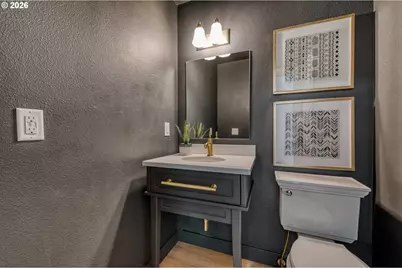 5036 SW View Point Ter, Portland, OR 97239 - Photo 17