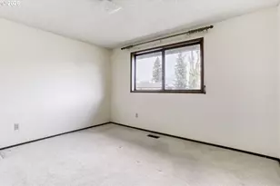 2036 NW 14th St, Gresham, OR 97030 - Photo 11