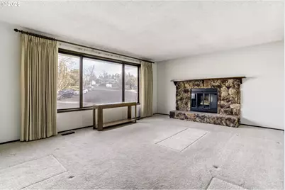 2036 NW 14th St, Gresham, OR 97030 - Photo 3