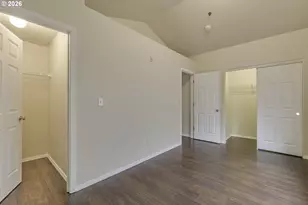 8654 NE Hyde Park Ln, Hillsboro, OR 97006 - Photo 23