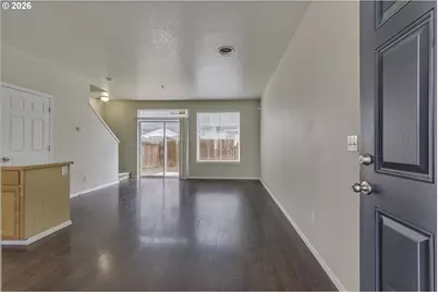 8654 NE Hyde Park Ln, Hillsboro, OR 97006 - Photo 3