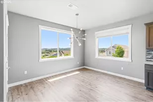 2330 E 8th Way, La Center, WA 98629 - Photo 23