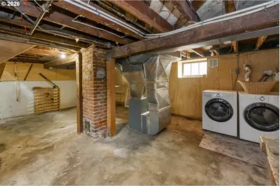 4026 SE Caruthers St, Portland, OR 97214 - Photo 41